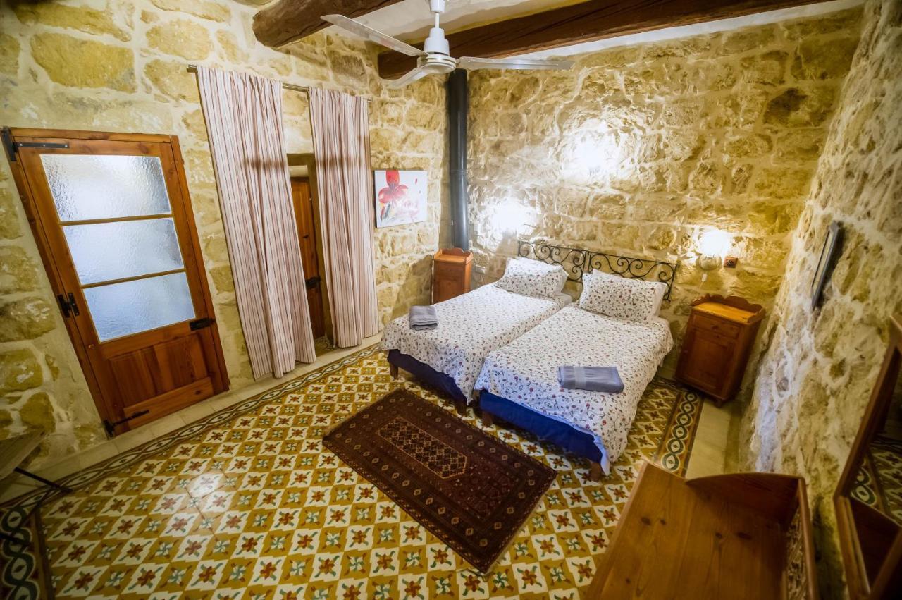 Steves Villas Villa ta Rosi Xagħra Esterno foto